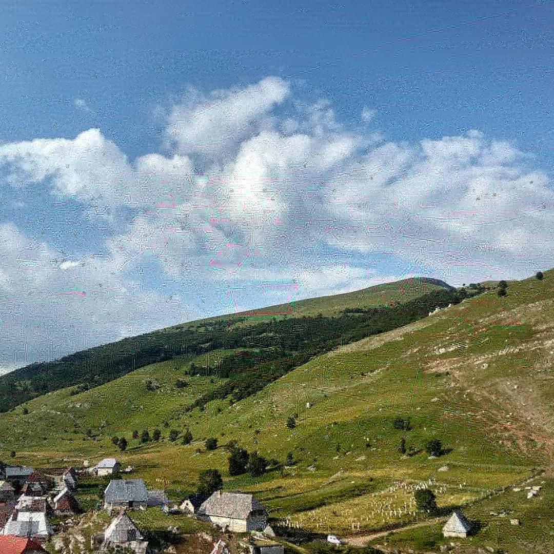 Guesthouse Letnja Basta Gornji Lukomir Exterior foto